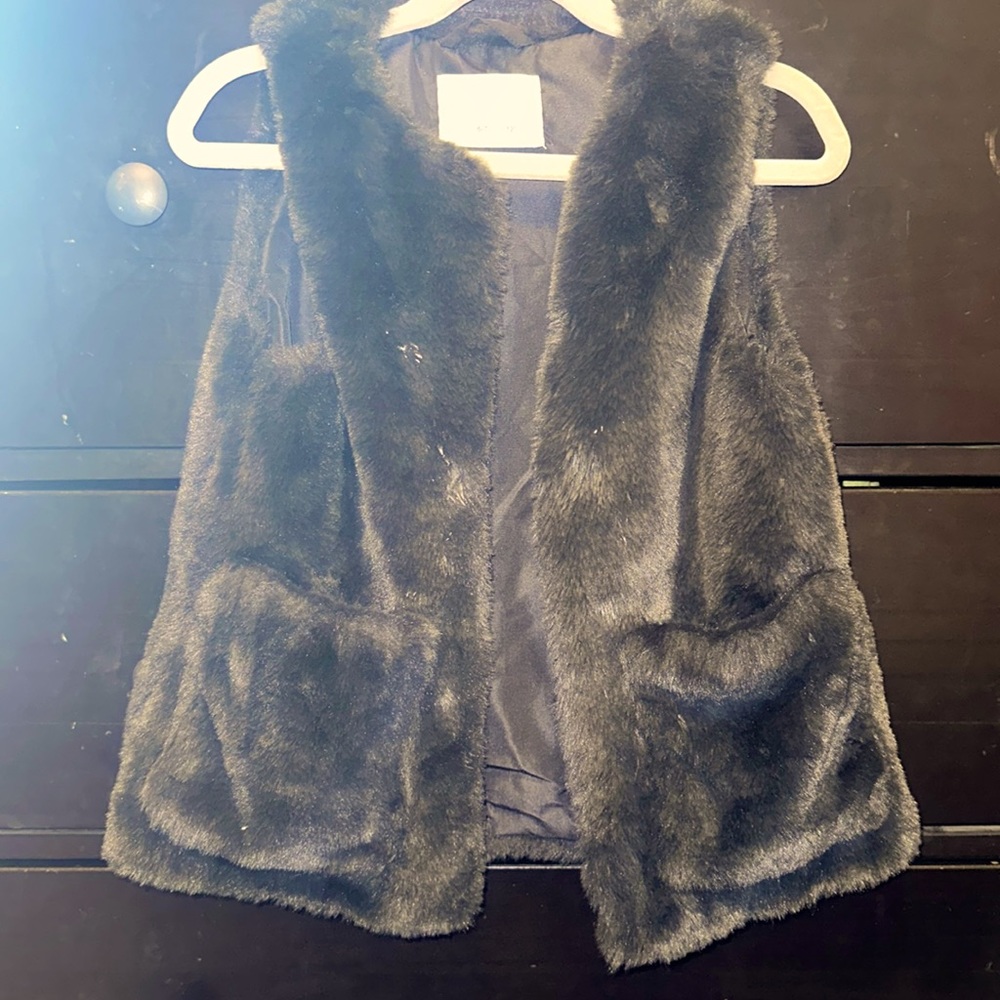 Zara Kids Fur Vest Size 6-7